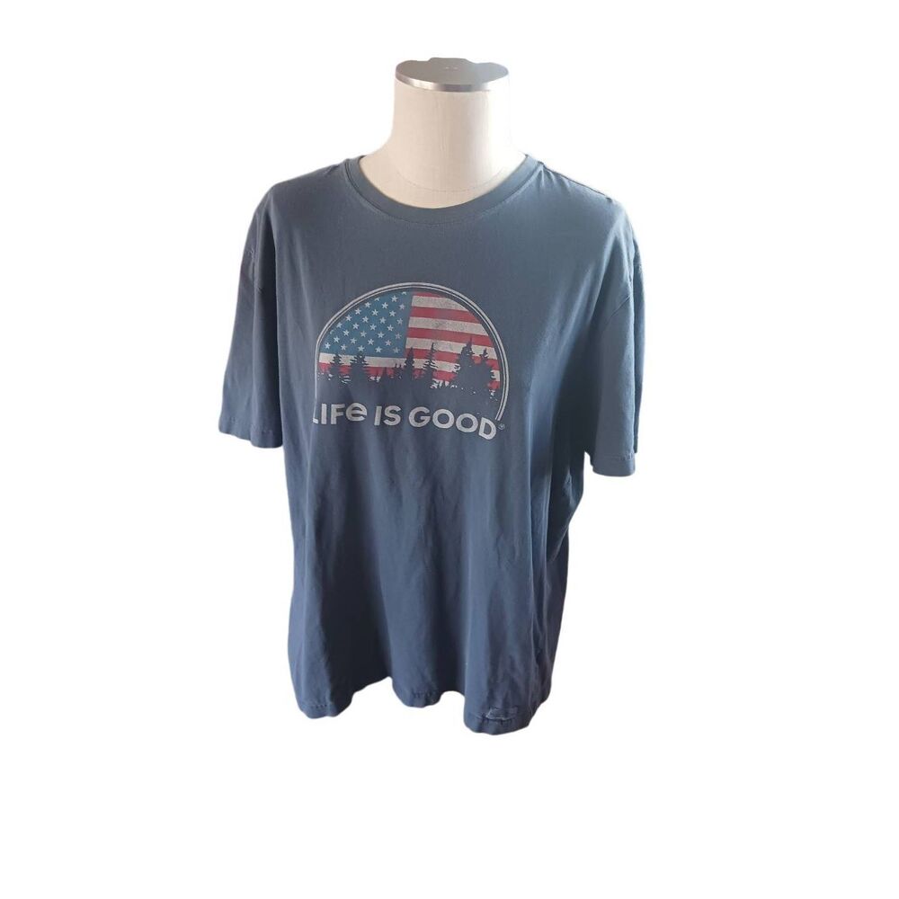Life is good men's crusher tee Extra large patriotic distressed flag forest tree